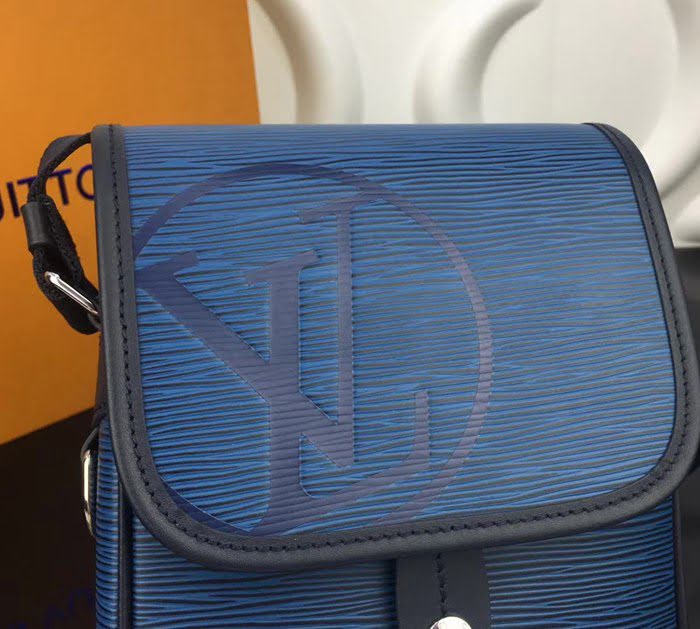 路易威登LV頂級原單M53495藍色 MESSENGER 小號郵差包 Epi牛皮 YDH1729